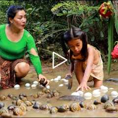 Have a lot snail .fish. duck eggs. pick for food- Mother cooking  snail & egg for dinner