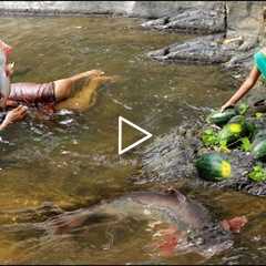 Catch fish and pick water melon by river-  Mother grilled fish spicy chili for dinner with daughter