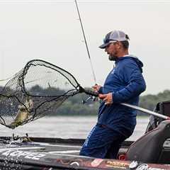 Lopez Vaults To Lead After Rainy Day 2 Of MLF Tackle Warehouse Invitational Stop 6 At the..