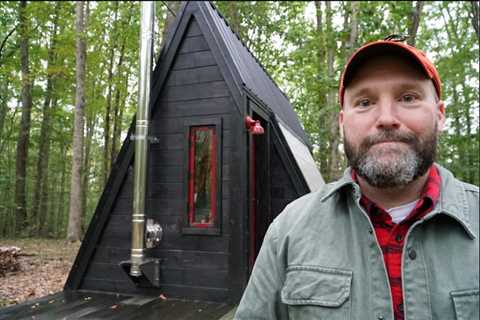 MAD PLAIDER - Tiny A-Frame Cabin Tour