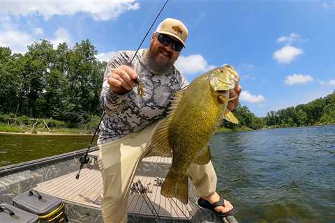 This Clear River Is Packed With Bass!! (BFS Fishing From The Jet Boat)